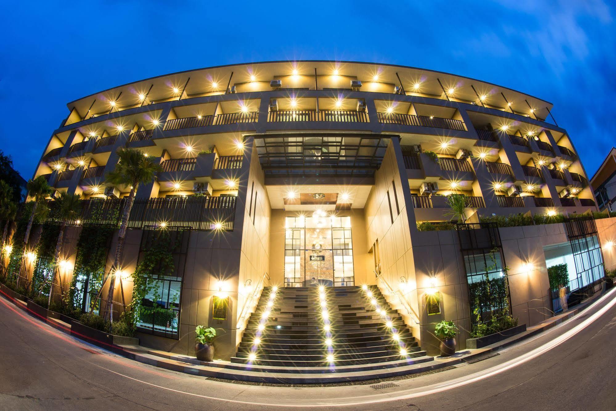 Lani Chiang Mai Hotel Dış mekan fotoğraf